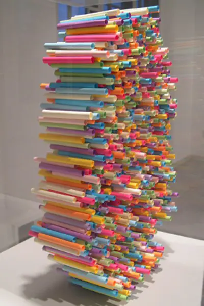 Sticky note sculpture