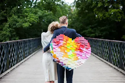 sticky note pinata